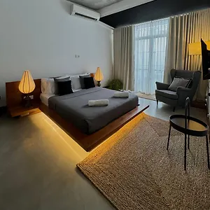 33 Guest house Sri Jayewardenepura Kotte